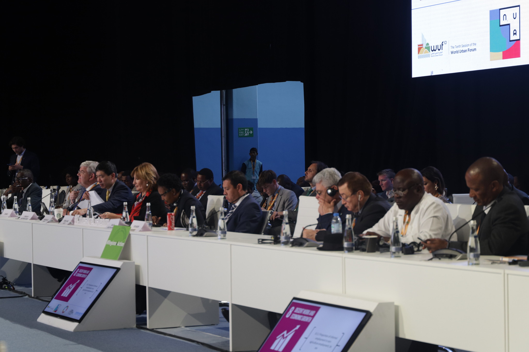 Roundtable of Mayors and Ministers: Looking for multilateral solutions for the future of our planet at WUF 10.