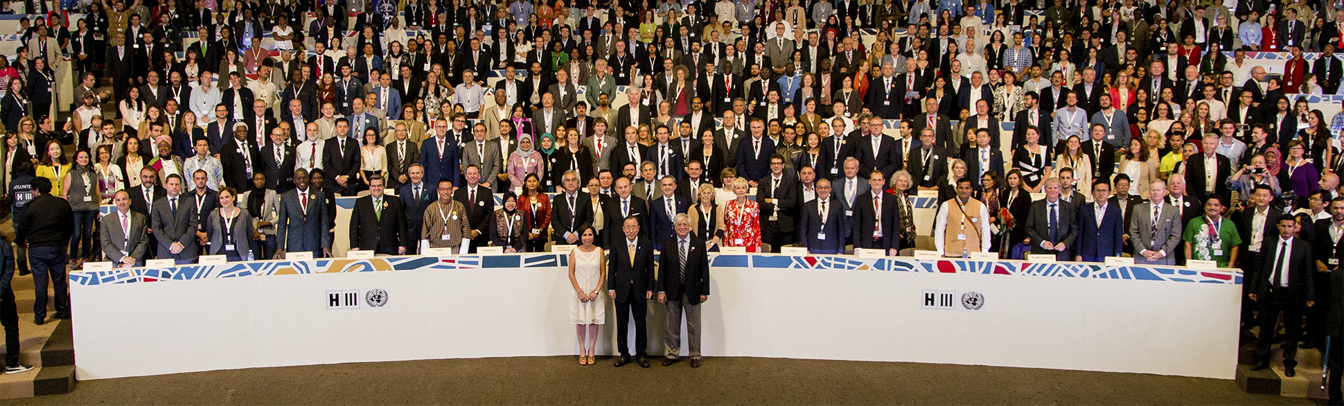 Local leaders call for decentralization, financing for cities and the feminization of politics at Habitat III